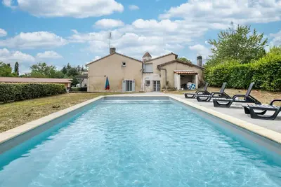 Image de Charmante Maison avec piscine
