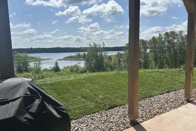 Image de RiverWest Kayak View -Brand New- Dog Friendly-Sauna-20% off Bike Rentals