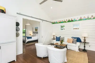 Image de Pfiester House | 1/1, King Bed, Fire Pit & Grill, Pets w/ fee