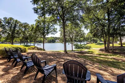 Image de 3br/3ba cottage within gated Reynolds Lake Oconee and Marina Cove.