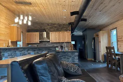 Image de Terrific 4-bedroom house with Ac in Fair Play