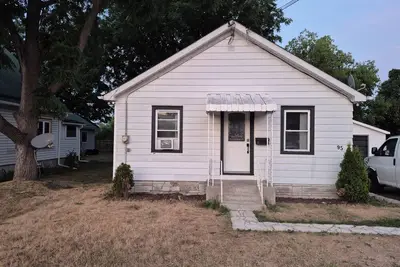 Image de Freshly Renovated 2 bedroom house with big patio and backyard