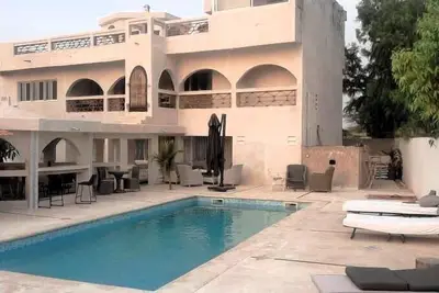 Image de Plage Blue Lagoon - Villa with Pool & Ocean Access