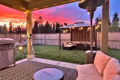 Image de Gorgeous 5-bedroom house with game room in La Pine. Perfect for large groups