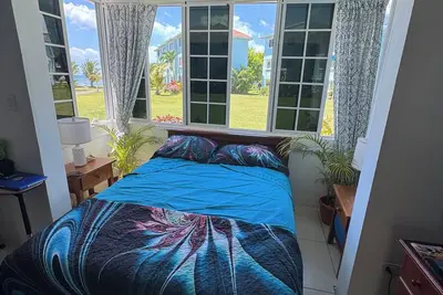Image de Soothing beachfront fully loaded villa with Ac in Negril