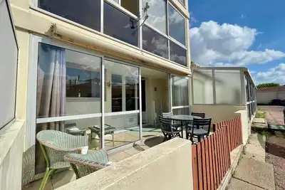 Image de Rez-de-chaussée à 200m du bord de mer, 1 chambre, terrasse