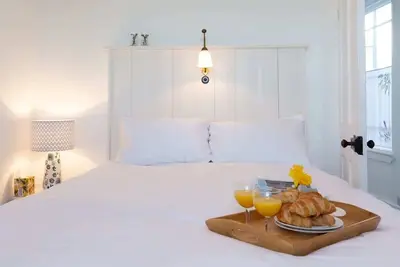 Image de Janies Cottage- Eclectic Interiors & Vintage charm