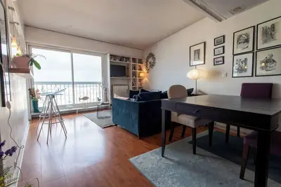 Image de Elegant Duplex Apartment  2br with Iconic Montmartre View View-V-B-P