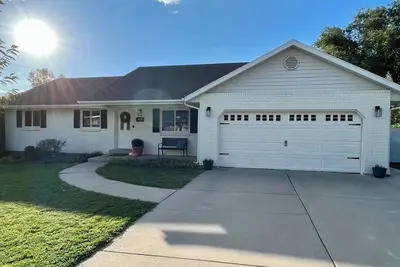 Private Retreat • Pets Welcome • Waffles Too!