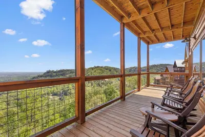 Image de Dolly Valley View is a gorgeous modern cabin with maximum entertainment