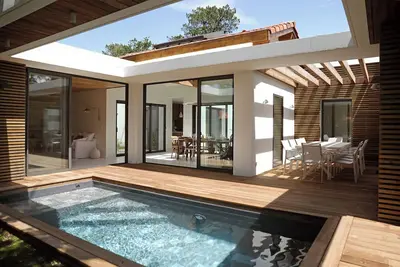 Image de Villa esprit Beach-House haut de gamme 5min de vélo des plages et centre-ville