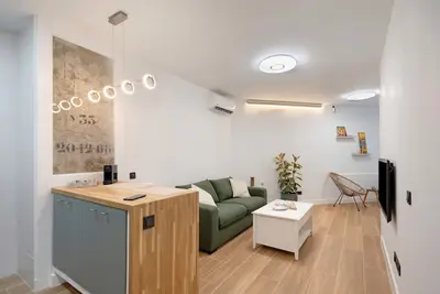 Image de Vacances 'Silent Beach Las Canteras' avec Wi-Fi et climatisation
