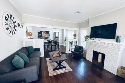 Craft Brewery Central- Pearl District Bungalo