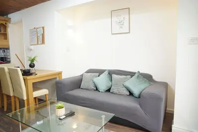 Image de 8 Guest Modern Home By O2 Apollo & Ethiad Stadium