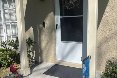 Image de Seasonal Rental Only - Charming 2-bedroom townhome in fabulous Palm Harbor