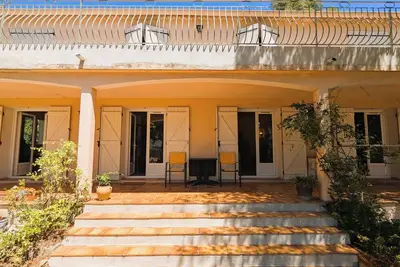 Image de Maison avec jardin & terrasse près des plages