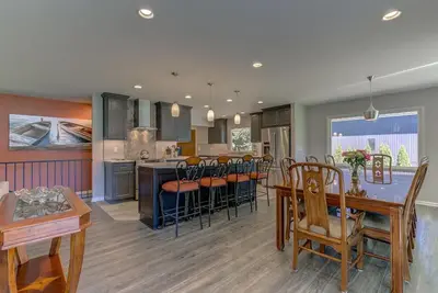 Image de Welk Manor – Private Waterfront Retreat on the Spokane River