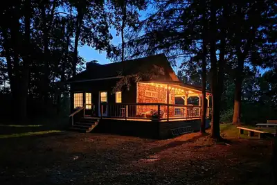 Image de Creekside View Cabin - Newly Remodeled