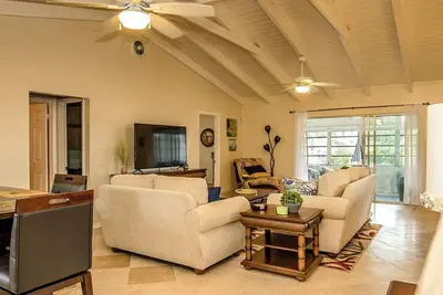 Image de 2 bedroom 2 bath pool home located in Big Pine Key