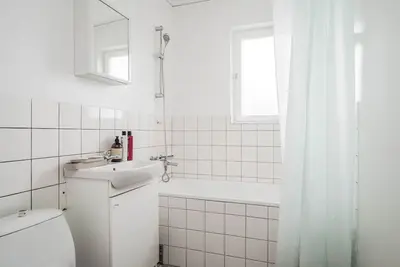 Image de Cozy & Bright Studio in Peaceful Horndal