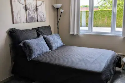 Image de Logement indépendant avec piscine