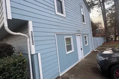Image de Cozy luxury 2-bedroom basement apartment with Ac in Lawrenceville
