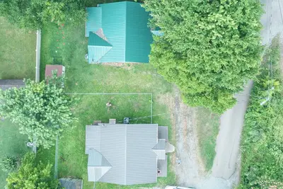 Image de 2 Homes! 4br- 4 Baths! Near Smokies & Parkway