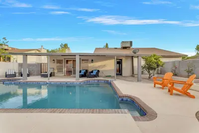 Image de Stunning Retreat w/ Pool | Prime Chandler Location