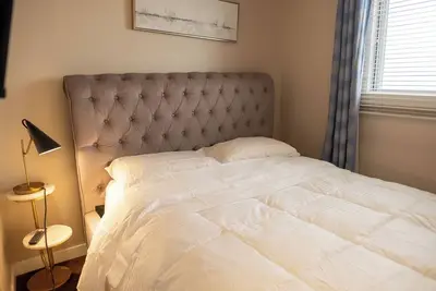 Image de Downtown Private Room: By Bow River's Beauty house