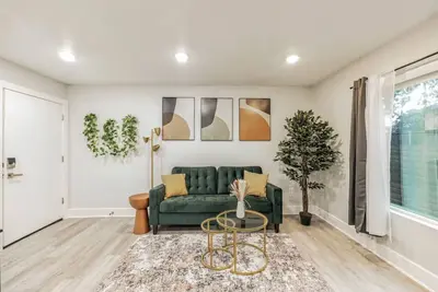 Image de 8 Minutes to Dt | 1/1 w/Parking (103)