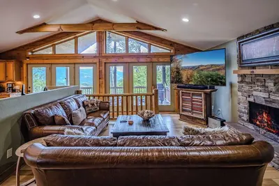 Image de Relaxing Mountain View Cabin near Banner Elk, Nc