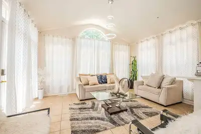 Image de Spacious and Cozy 8 Bedrooms house w/ Gym near D. C