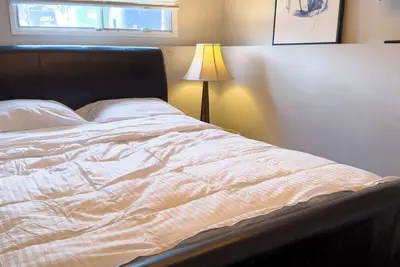 Image de Riverside Haven: Cozy room for you