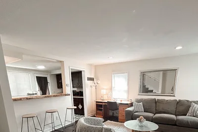 Image de Private and Cozy House with Amenities!