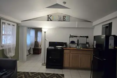 Image de Spacious Guest house in Midtown within walking distance of downtown