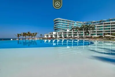 Image de 2br with Private Balcony - Oceanfront Building