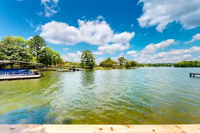 Image de Cozy 2-bedroom house in welcoming Lake Hamilton with Ac
