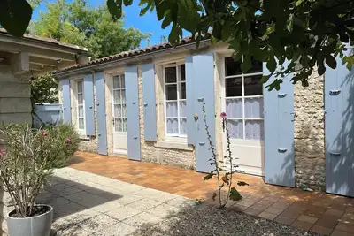 Image de Maison de Vacances 'Lisière De Forêt De Domino' avec Terrasse Privée et Jardin Privatif