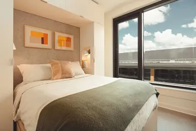 Image de Scenic Rooftop Deck | 2-Br Loft Near Dining, BeltLine & Attractions