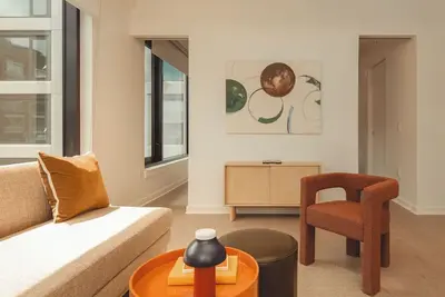 Image de Modern Haven w/Rooftop Views—Near Dining, Markets & Atlanta Hotspots