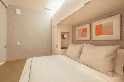 Image de 3 Modern Units Close to Atlanta Attractions | Family + Pet Friendly | Group Read