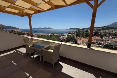 Image de Charming penthouse with terrace with Ac in Kas