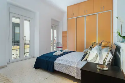 Image de Appartement 'Spacieux et Lumineux Séville' avec Wi-Fi et Climatisation