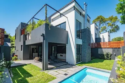 Image de Luxurious Family home in Newlands with Pool