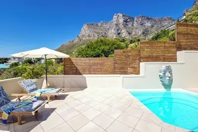 Magnificent Ocean View Villa with Pool No Loadshed