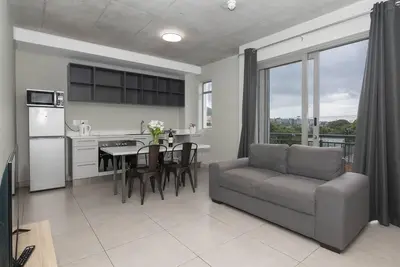 Image de Metropole 2 Bed Retreat in Vibrant Rondebosch