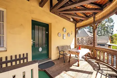 Image de Appartement 'Kavaliershäuschen' avec vue sur la montagne, jardin commun et Wi-Fi