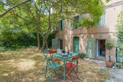 Image de Appartement 'Sublime Centre d’Aix' avec terrasse partagée, Wi-Fi et climatisation
