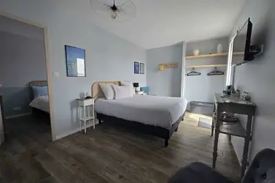 Image de Chambres d'hôtes 'Bains de Mer' avec jardin commun, balcon et Wi-Fi