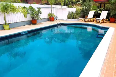 Image de Tahiti - Vetea Pool Fare